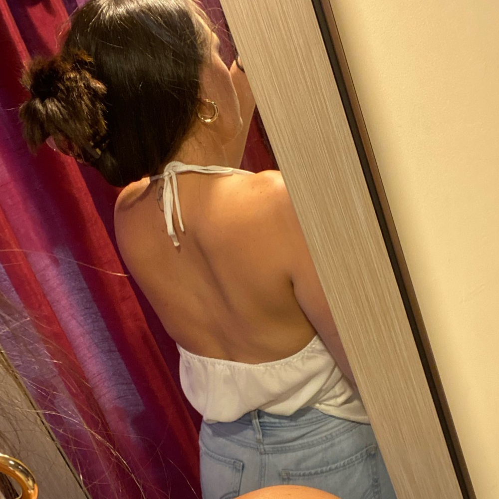 Halter top - Picture 2 of 2